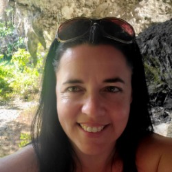 Caroline Breton